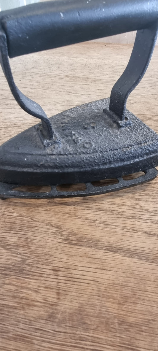 Vintage Cast Iron - Iron Press & Stand
