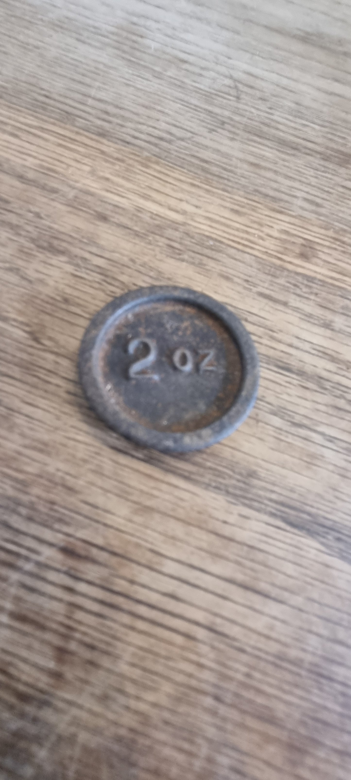 Metal Vintage Scale Weights